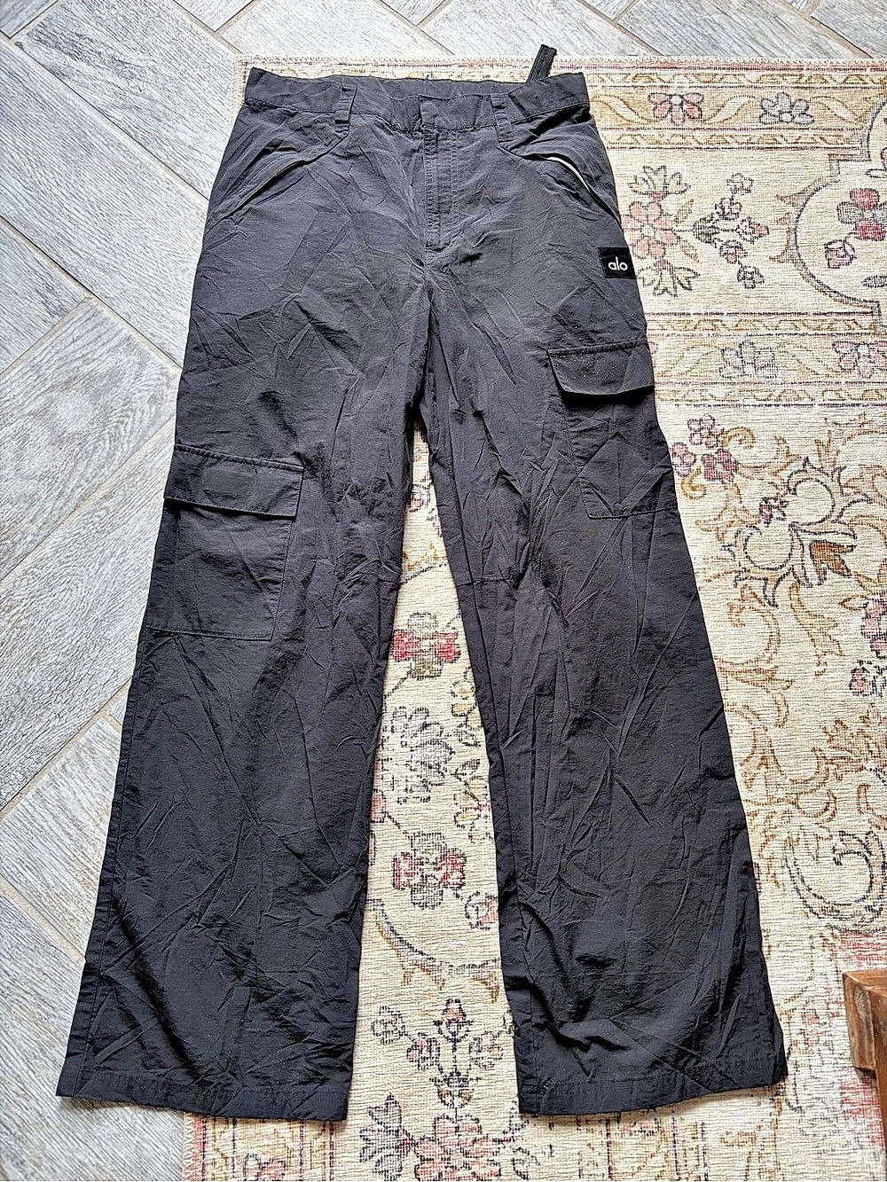 alo yoga all that trouser Straight Leg cargo Pants small